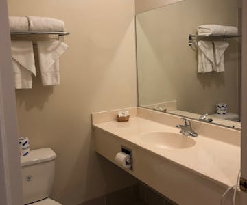 Standard King Bathroom