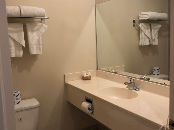 Standard King Bathroom