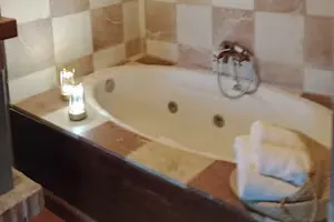 Detalle jacuzzi Bali