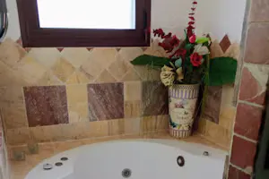 Detalle jacuzzi redondo Atalaya