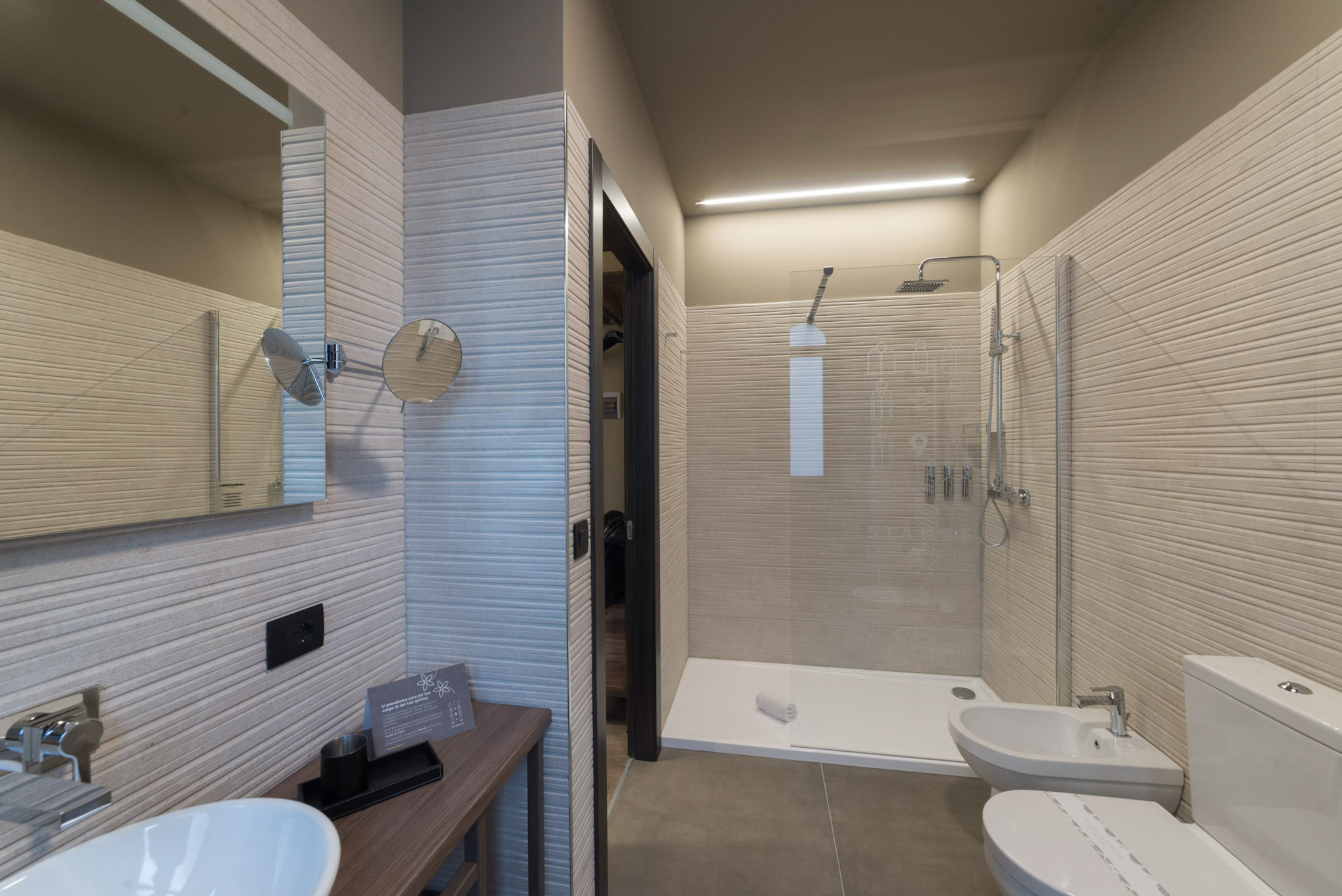 Boutique Room Trieste Hotel Design Bagno privato con doccia