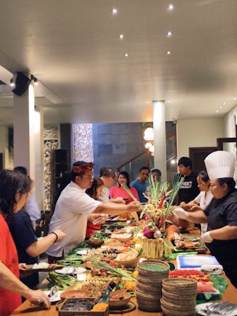 PRIVATE VILLAS OF BALI Great Balinese Dinner events and BBQ Parties in the comfort of your villa