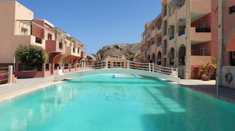 Swimming pool aparthotel Por do sol