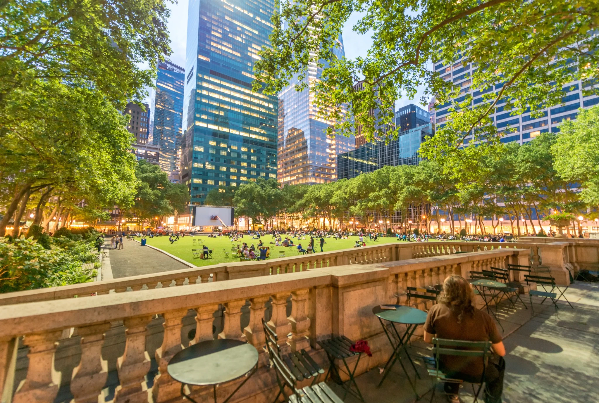 Outdoor dining overlooking Bryant Park in Midtown Manhattan.