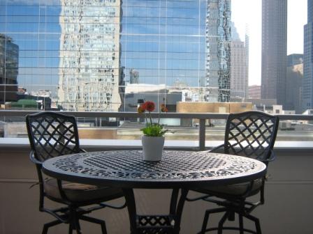 Yonge Suites Deluxe Split Level 2 Bedroom Penthouse H Terrace