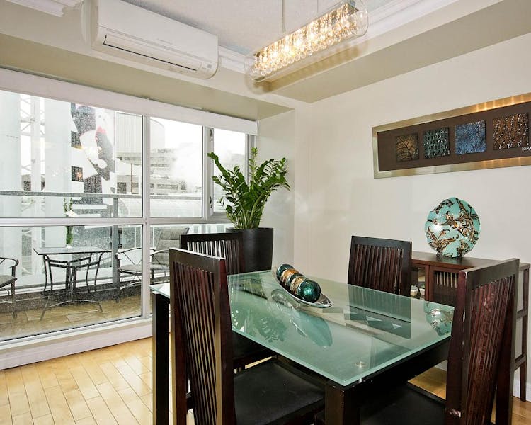 Yonge Suites Split Level 2 Bedroom Suite Penthouse E Dining Room