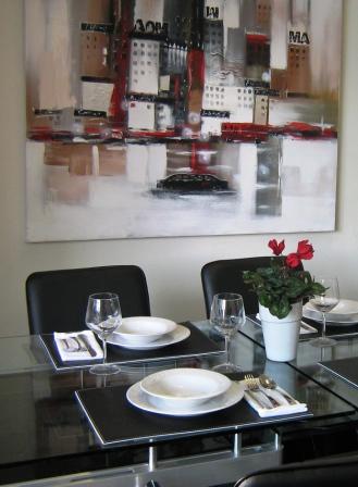 Yonge Suites Deluxe Split Level 2 Bedroom Penthouse H Dining Room