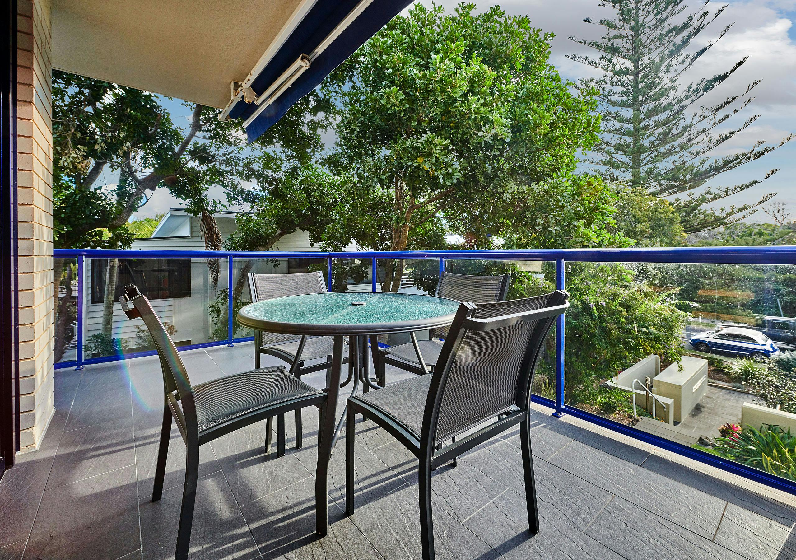 A Bay Breeze Cape Apartments