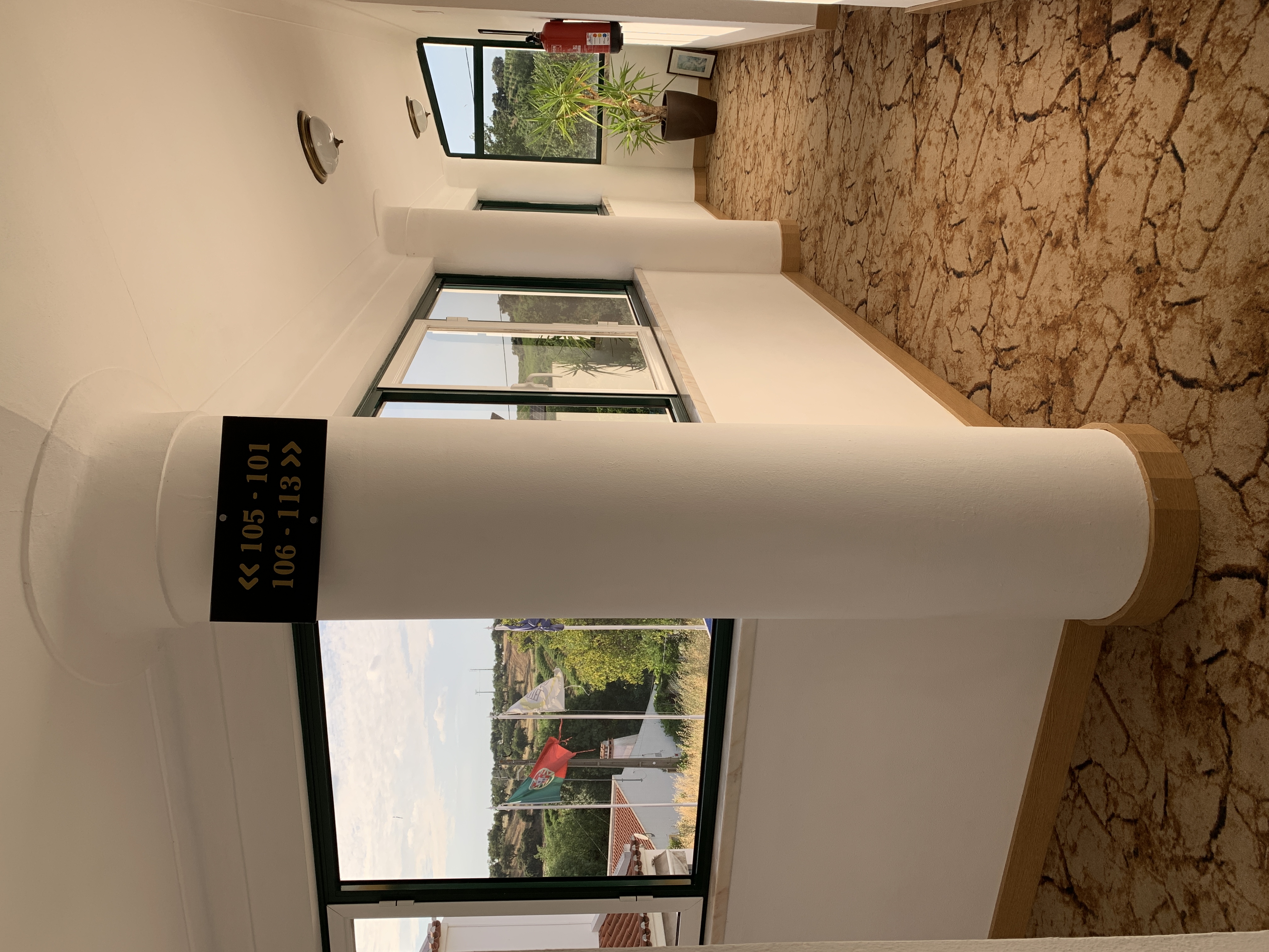 Corredor Edifício Standard