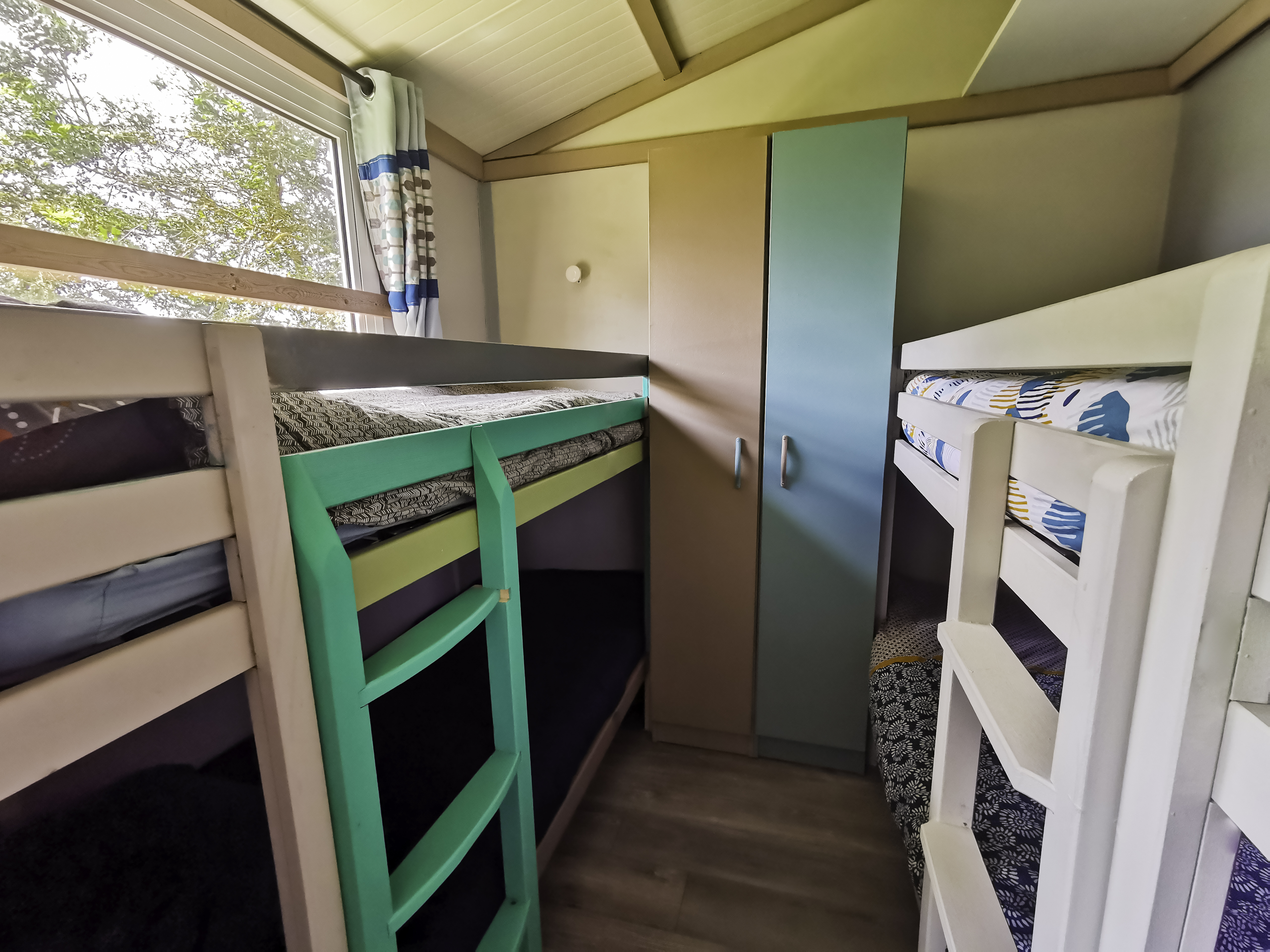 Chalet Orange 6 couchages - Au Bonheur Nomade - Chambre doubles lits superposé