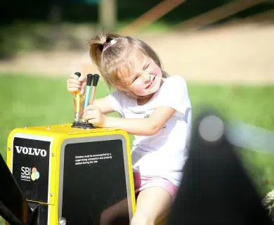 Bayeux Aventure - loisirs - Mini-pelles - Mini-engins de chantier