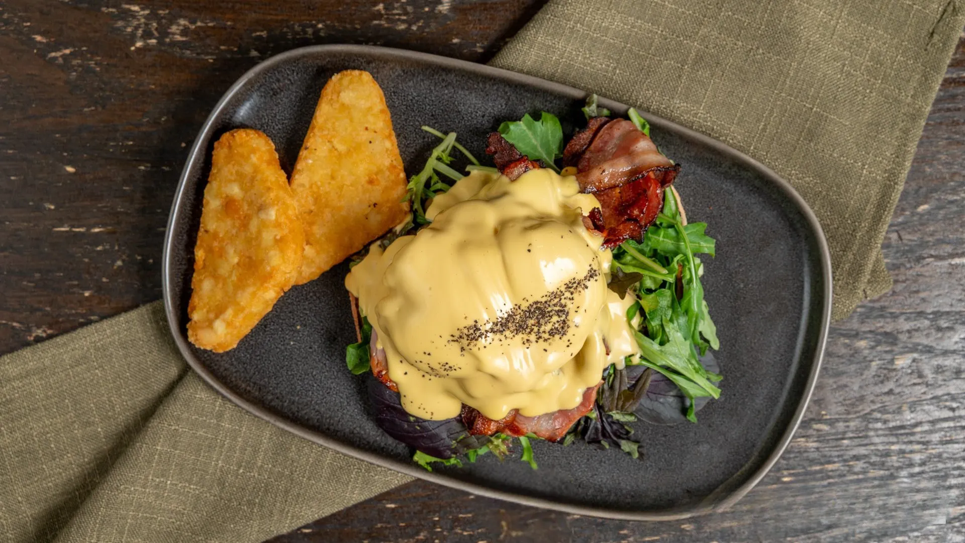 The Mill Pub & Restaurant, Eggs Benedict