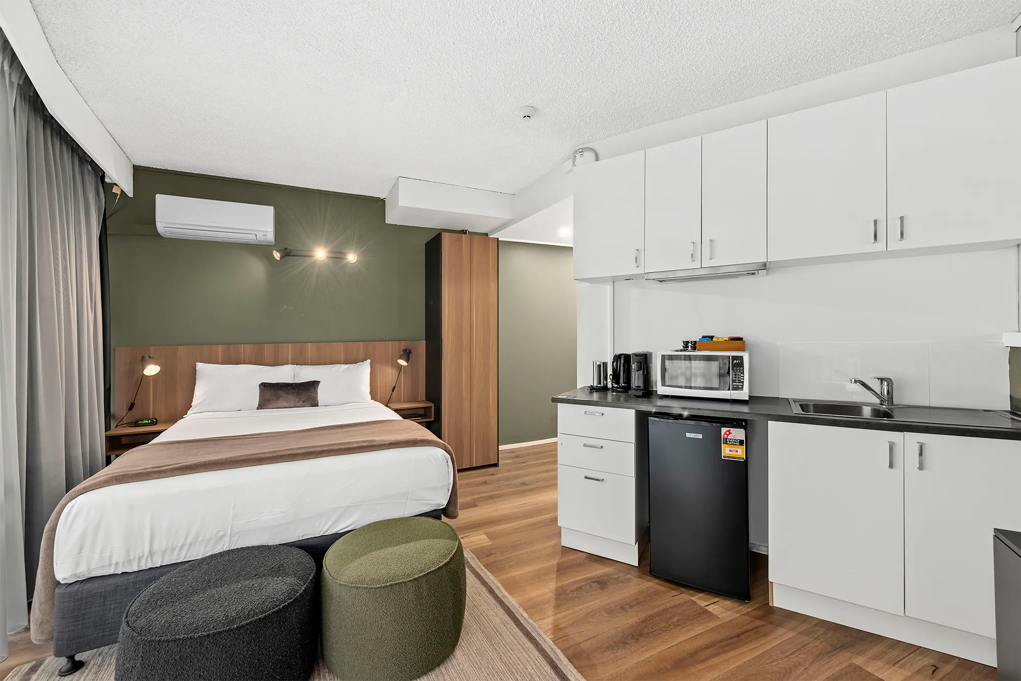 Queen room at the Tower Mill Hotel Brisbane