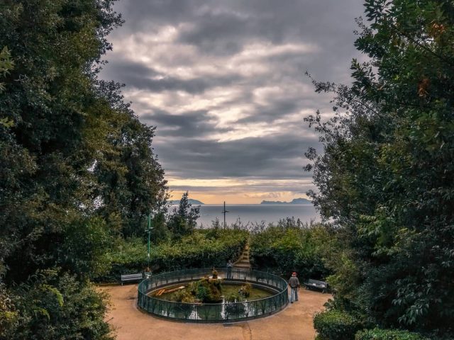 Vista del parco di Villa Floridiana al Vomero.