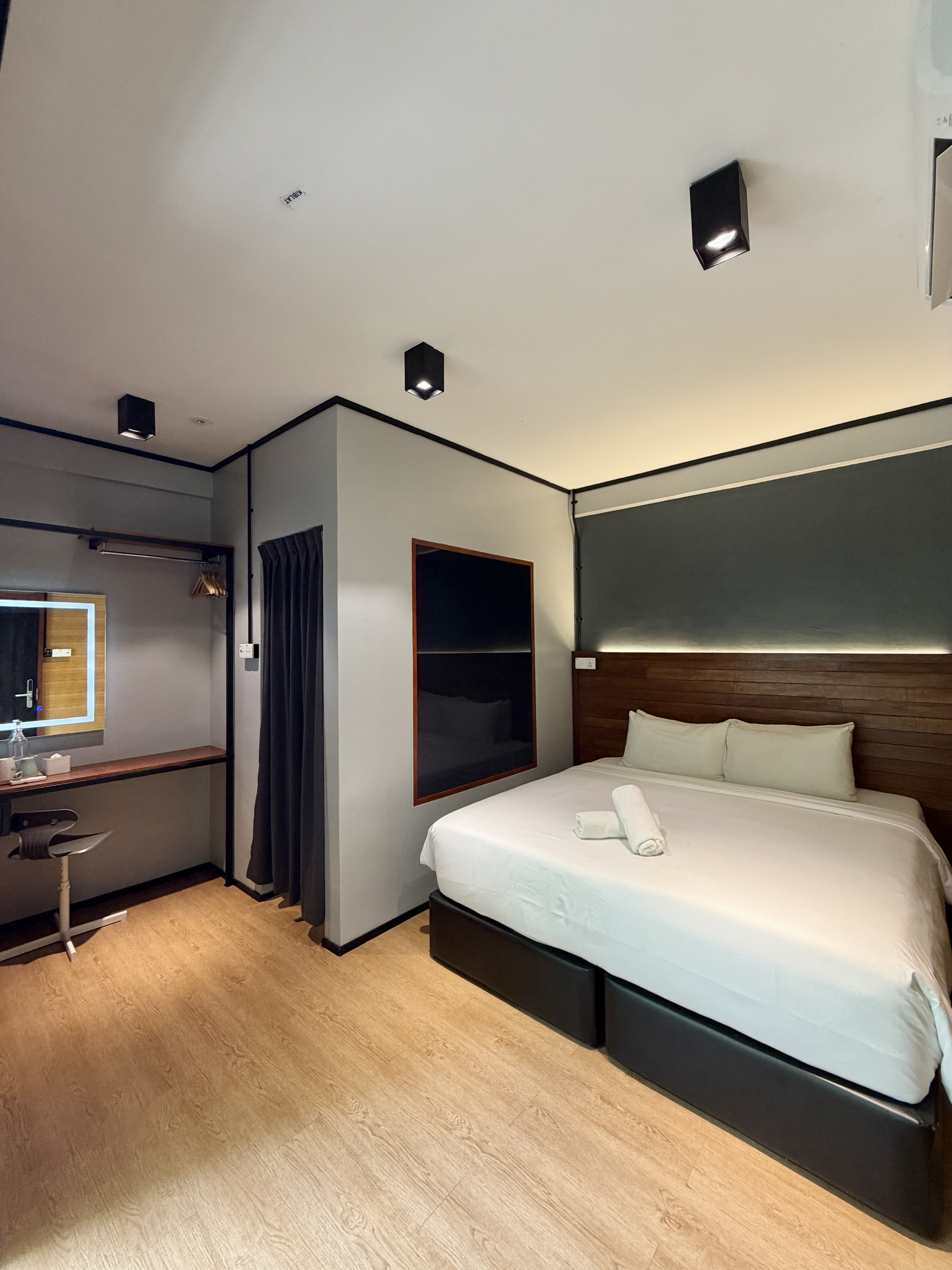 a_coral_reefs_resort_langkawi_ground_pool_access_king