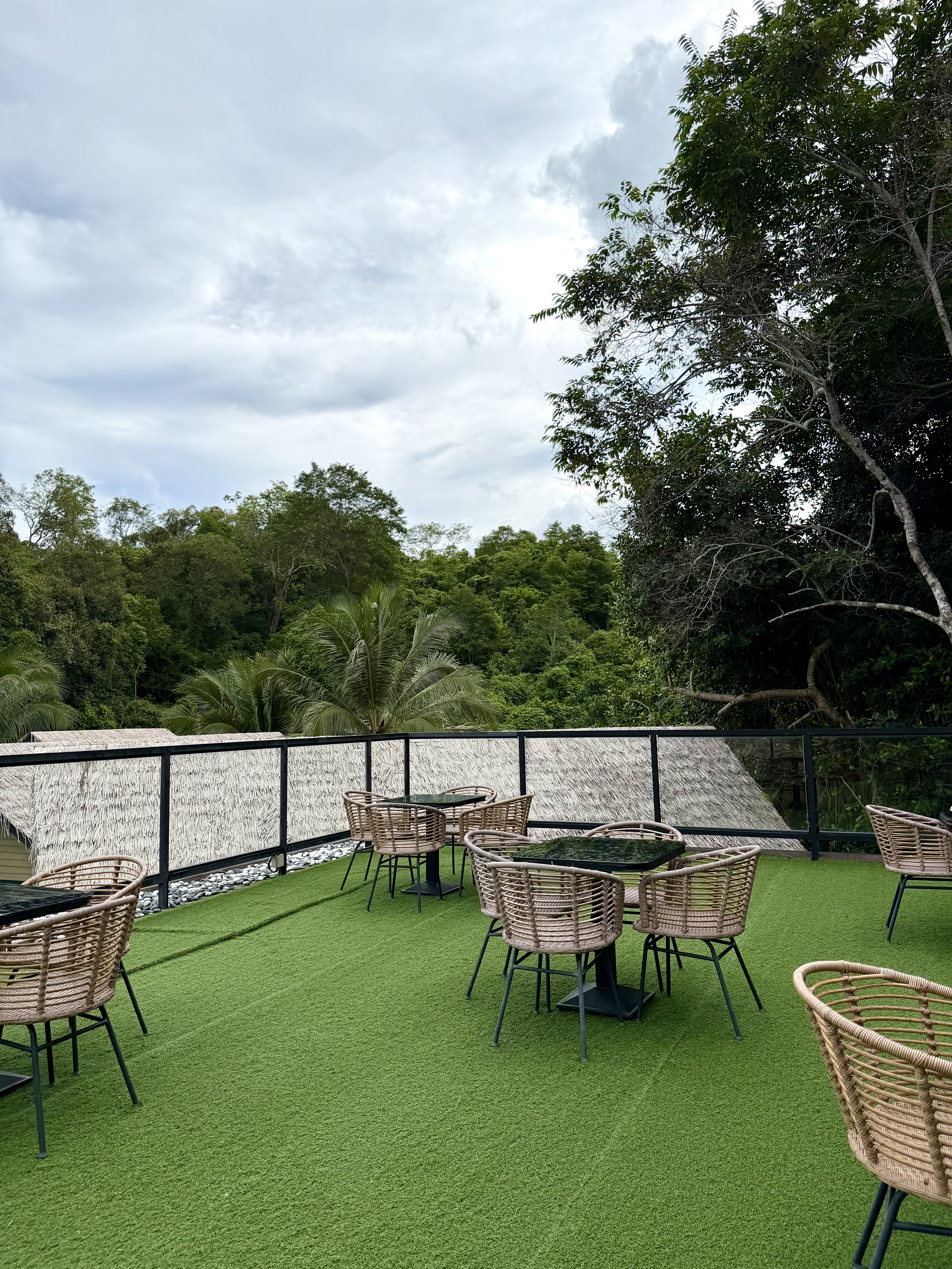 a_coral_reefs_resort_langkawi_deck