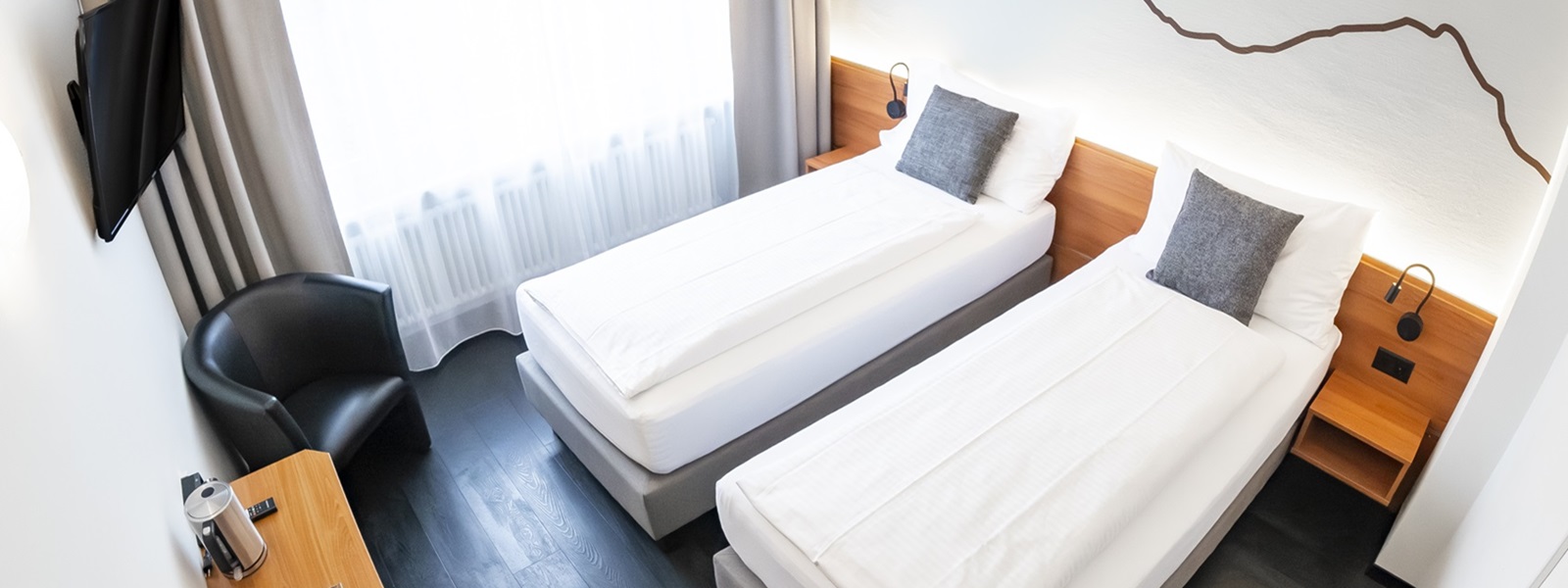 Twin bed setting 2 Einzelbetten (verstellbar)