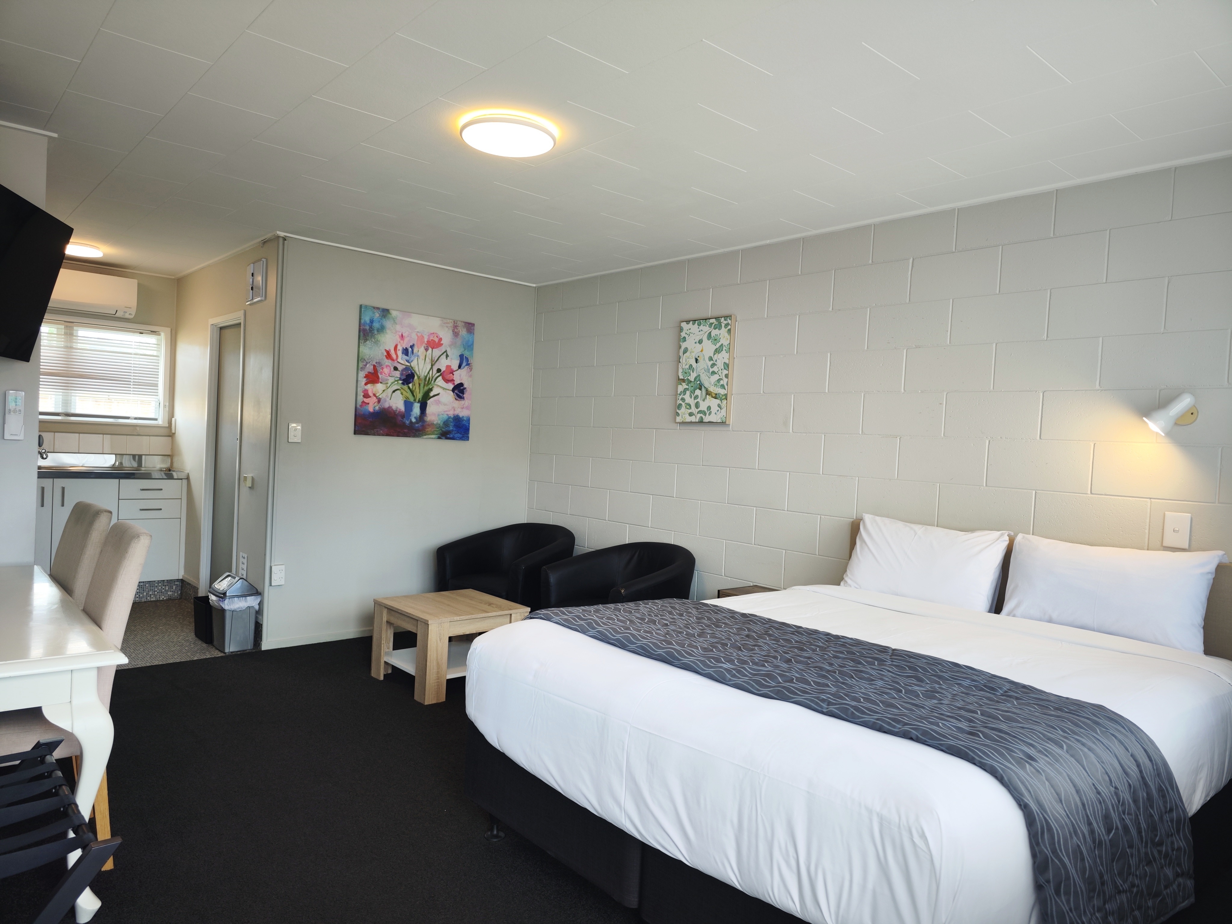 Downstairs King Studio