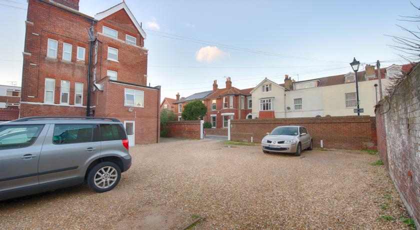 Stattons Boutique Hotel Portsmouth Car Park