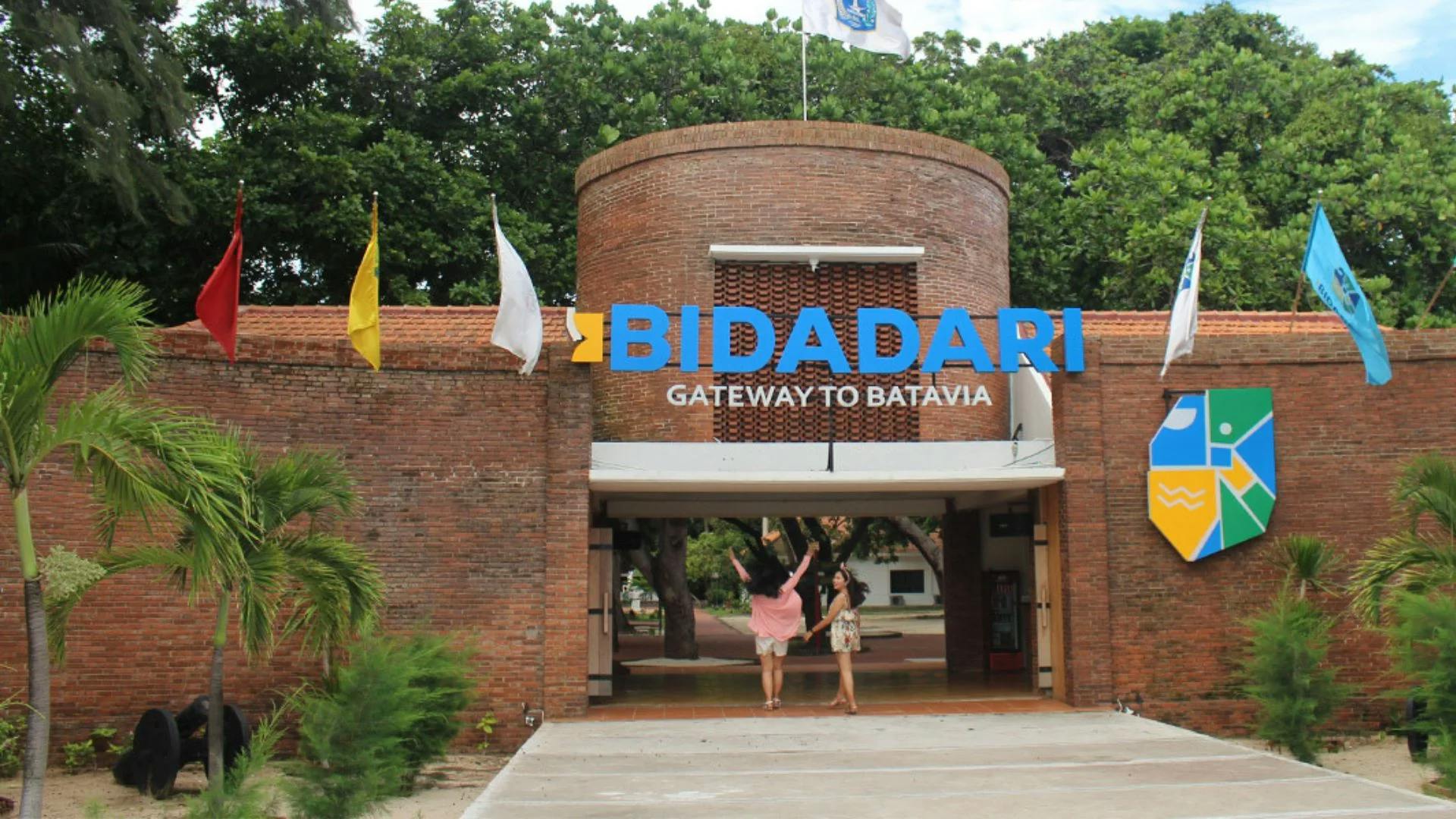 Pulau Bidadari entrance gate