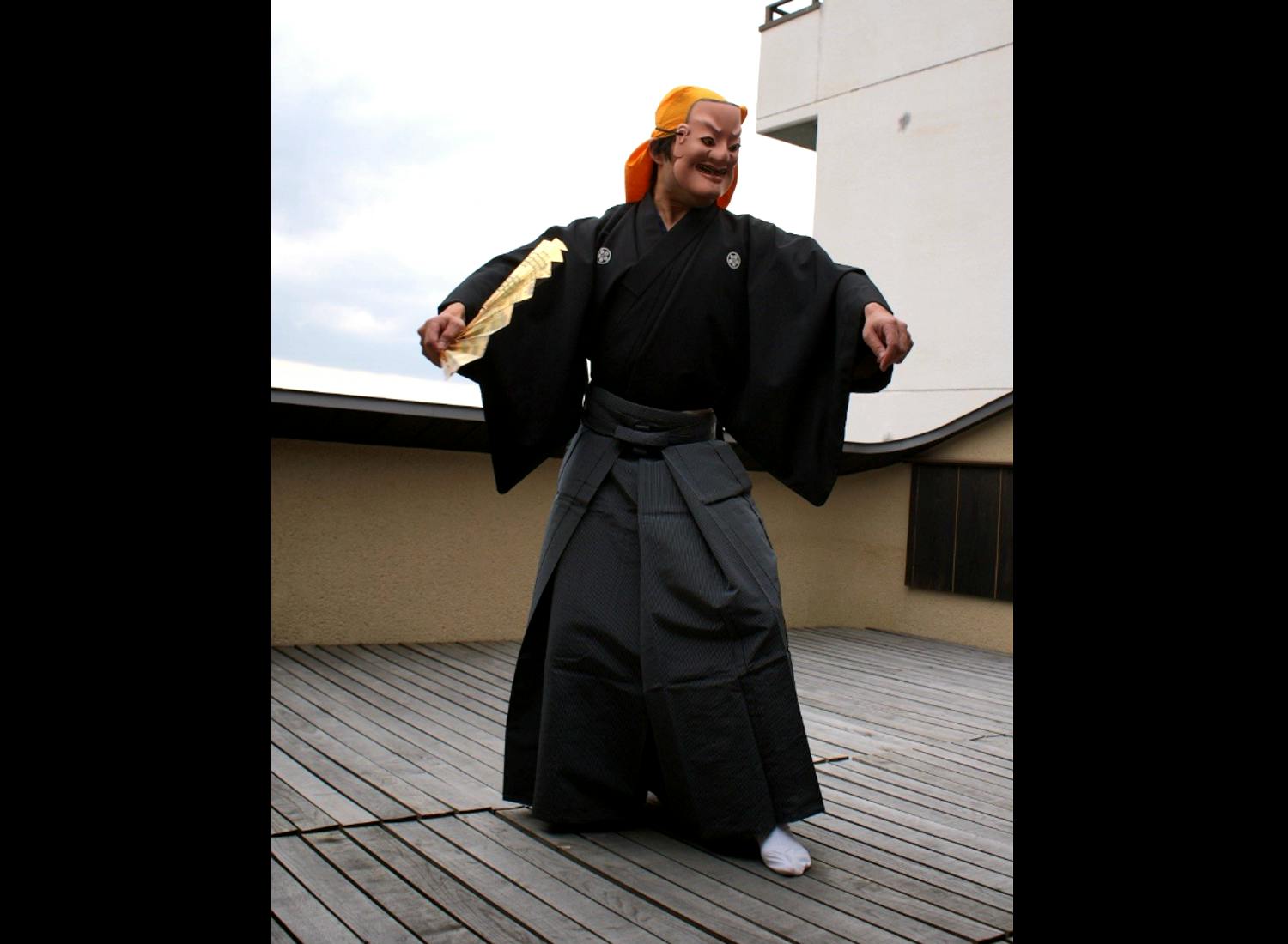 Shimaya Stays Kyoto Traditional Performing Arts Workshop - Noh Performer