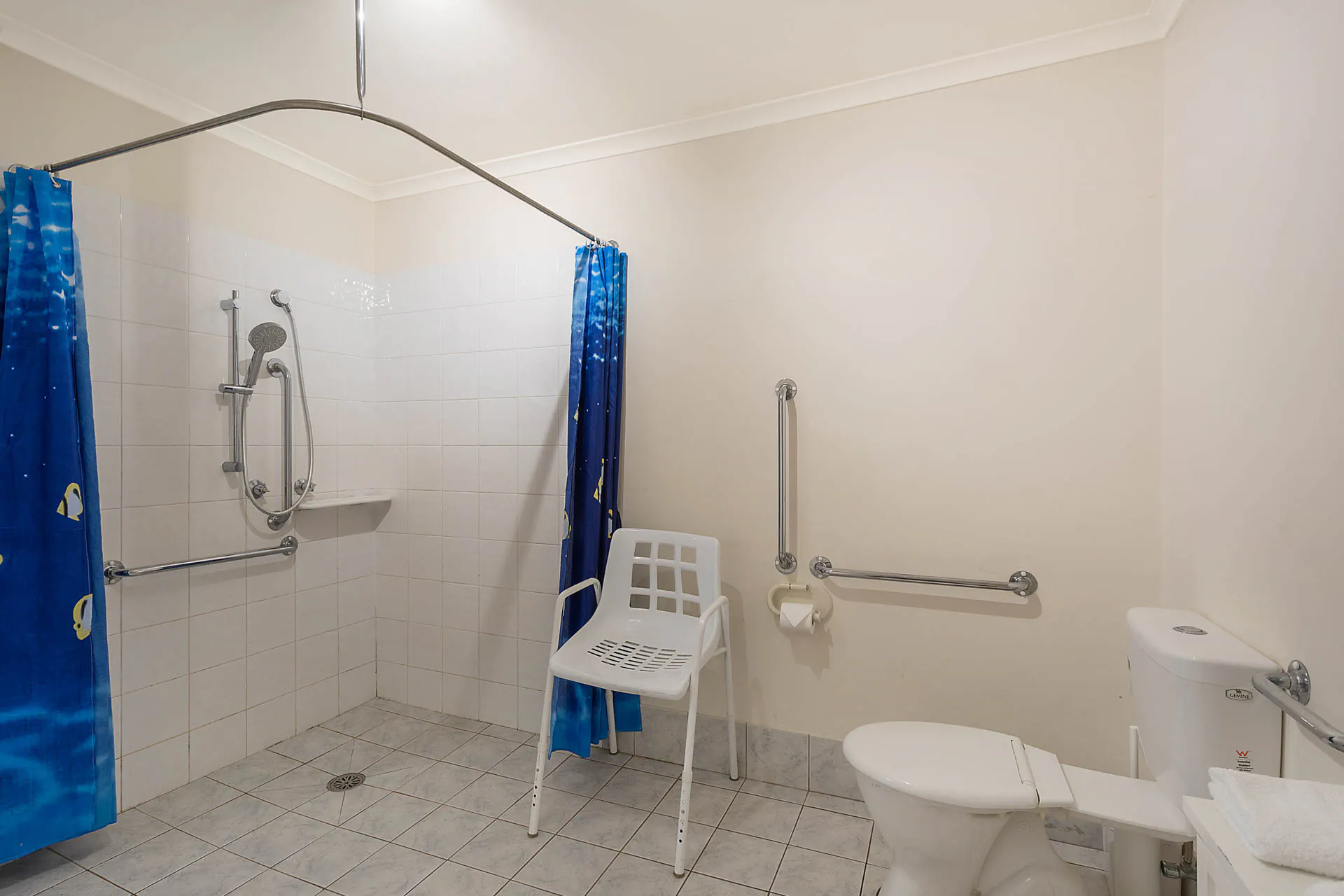 Beautiful view of Luxury Apartment Building Wheelchair Access
