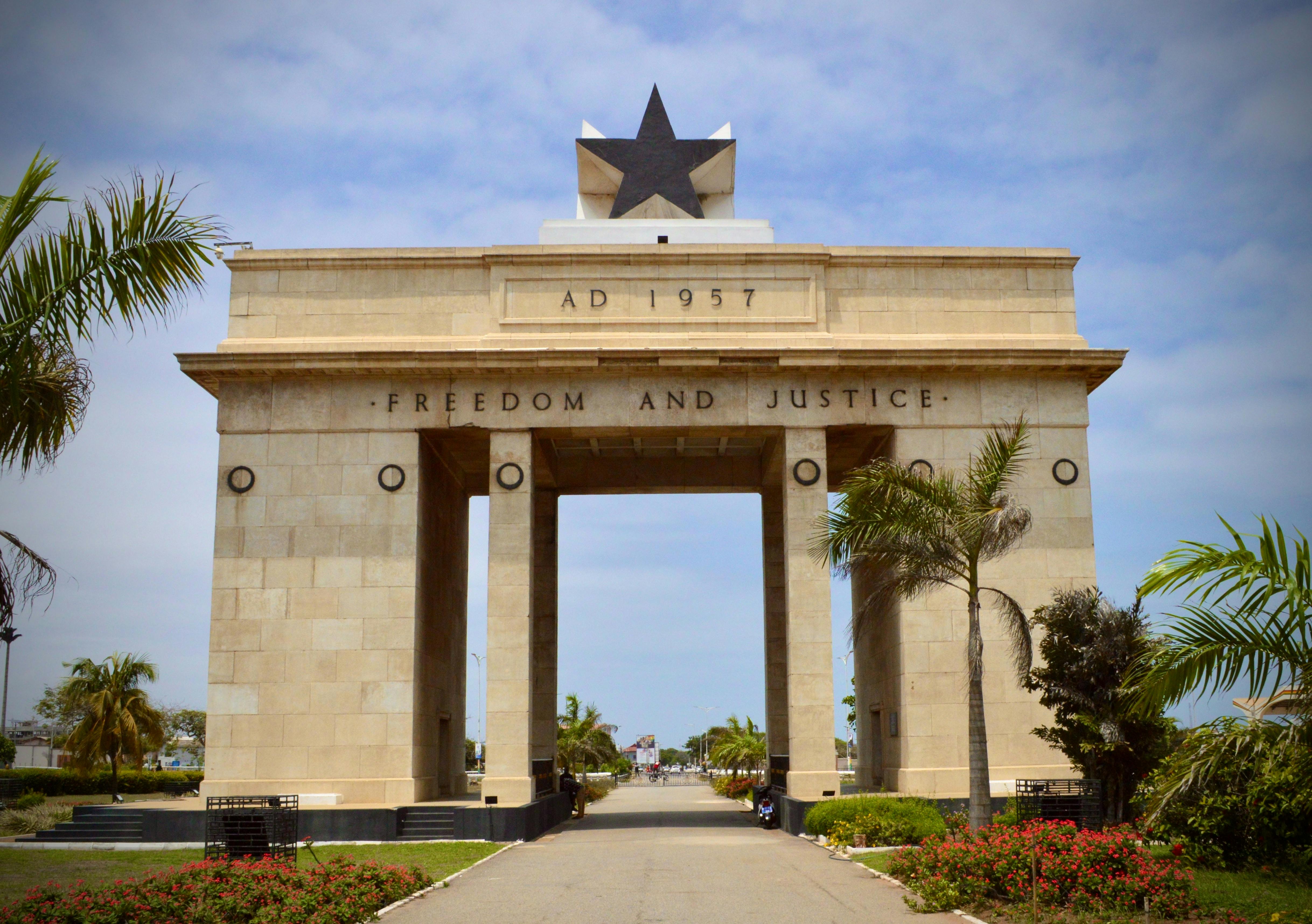 Африканская столица 5. Столица Ганы Аккра. Аккра столица Ганы достопримечательности. Аккра город в Африке. Столица Ганы Аккра фото.