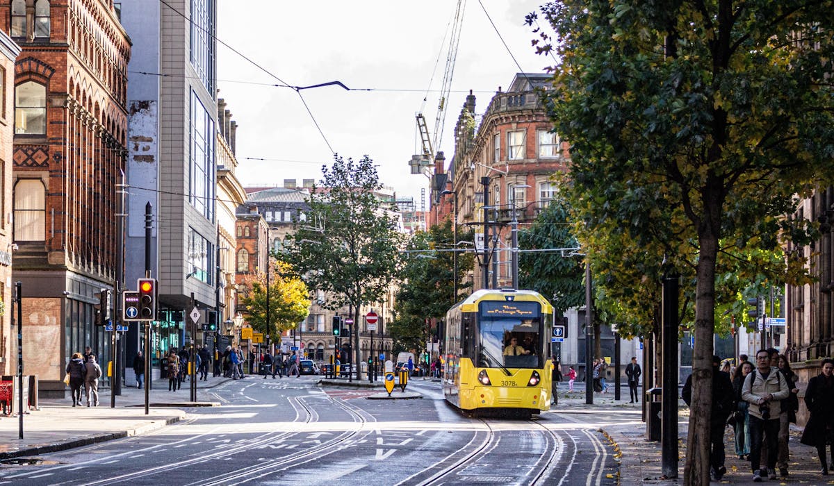 Manchester city centre, Metrolink, connected to United Home B&B from Old Trafford or Trafford Bar