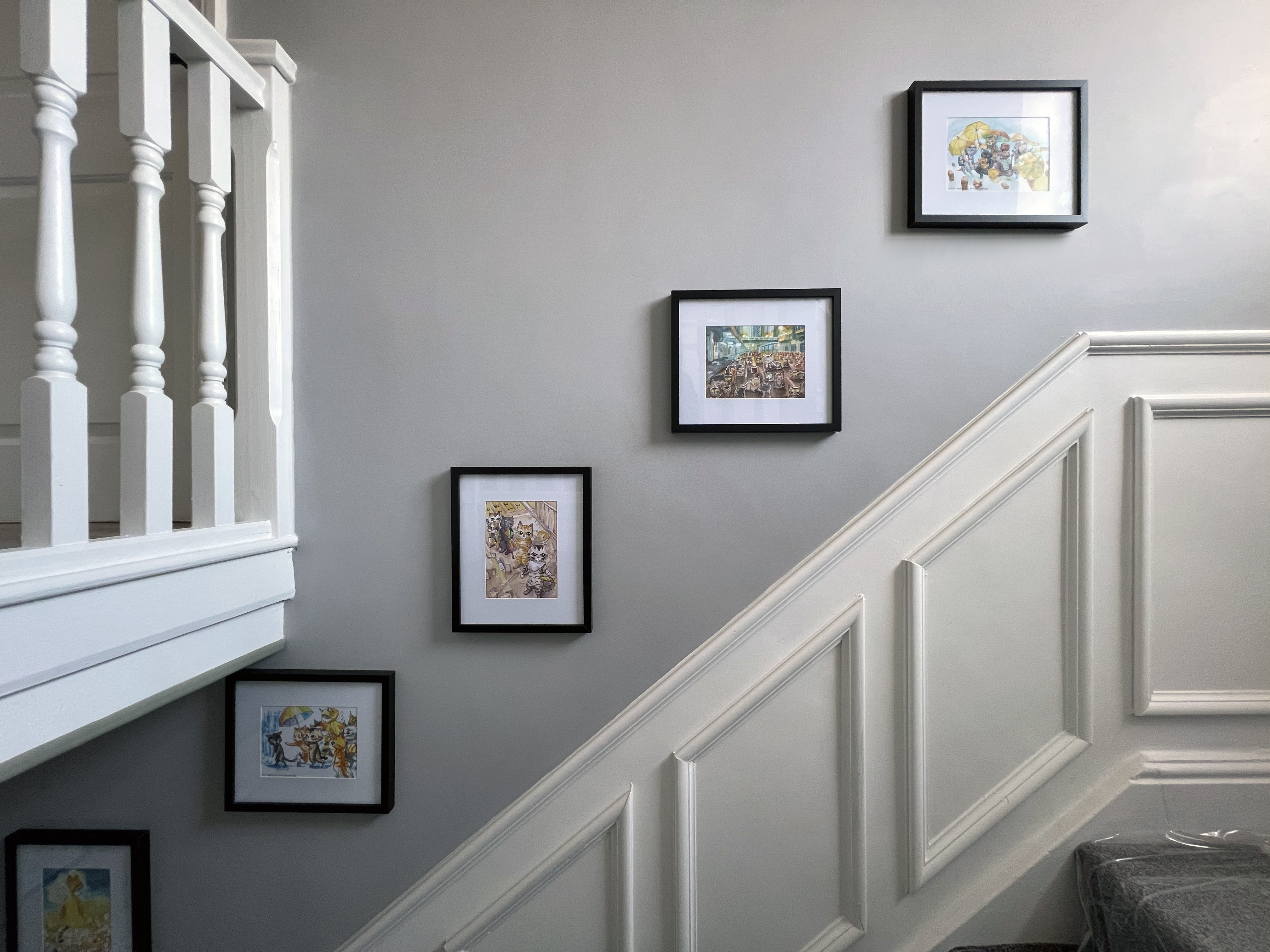 United Home B&B hallway wall decor