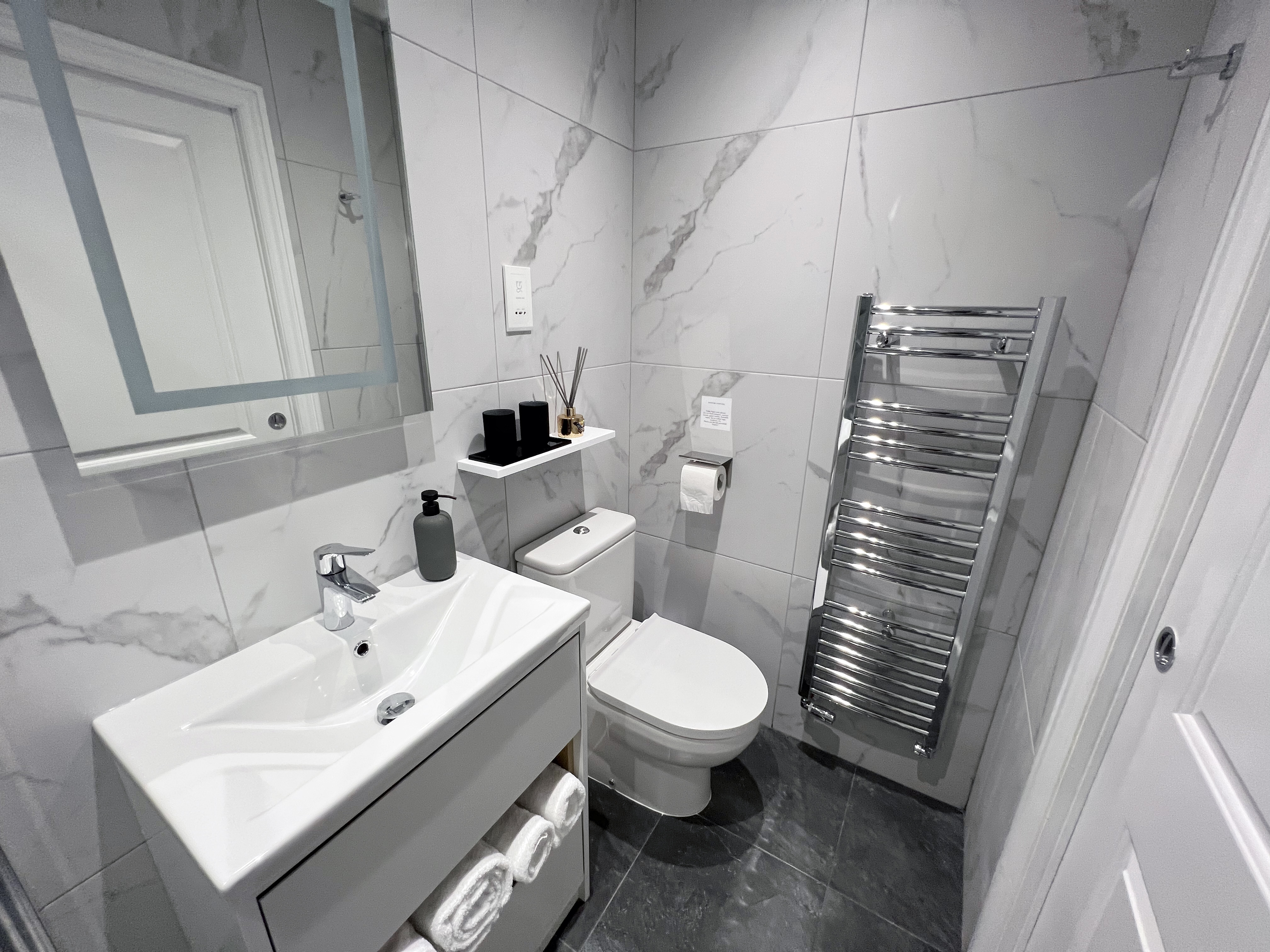 United Home B&B guest bathroom ensuite