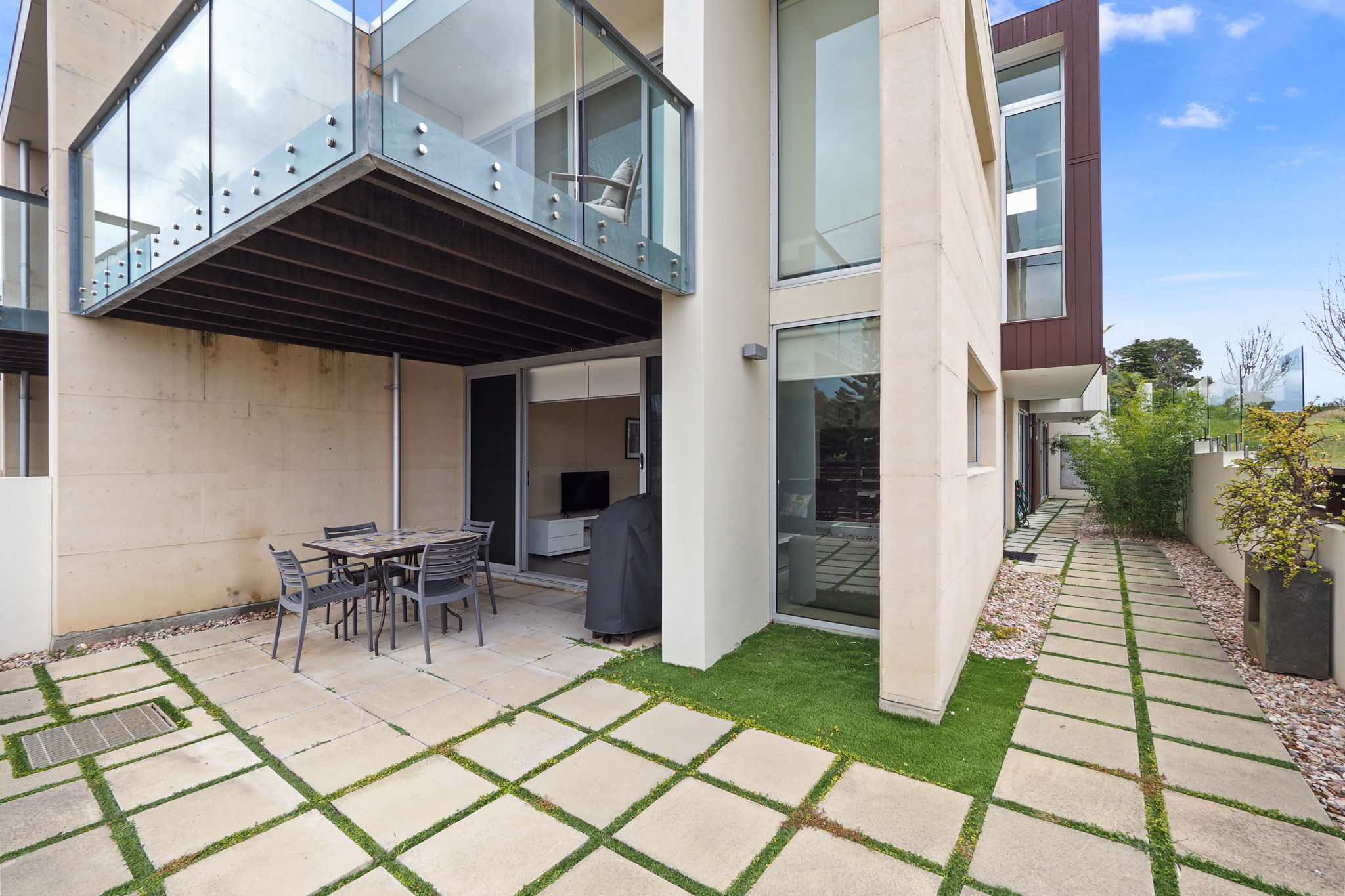 Alouarn Apartment 2 outside bbq area