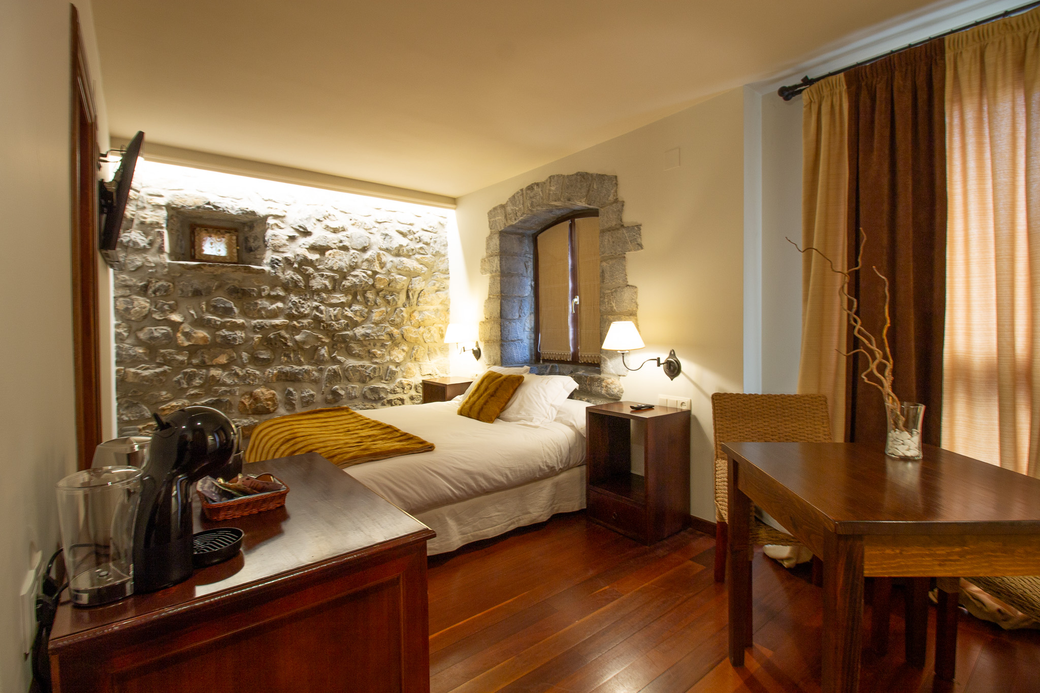 ESCARRILLA DOUBLE ROOM