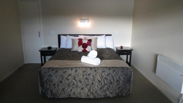 Two bedroom king bed