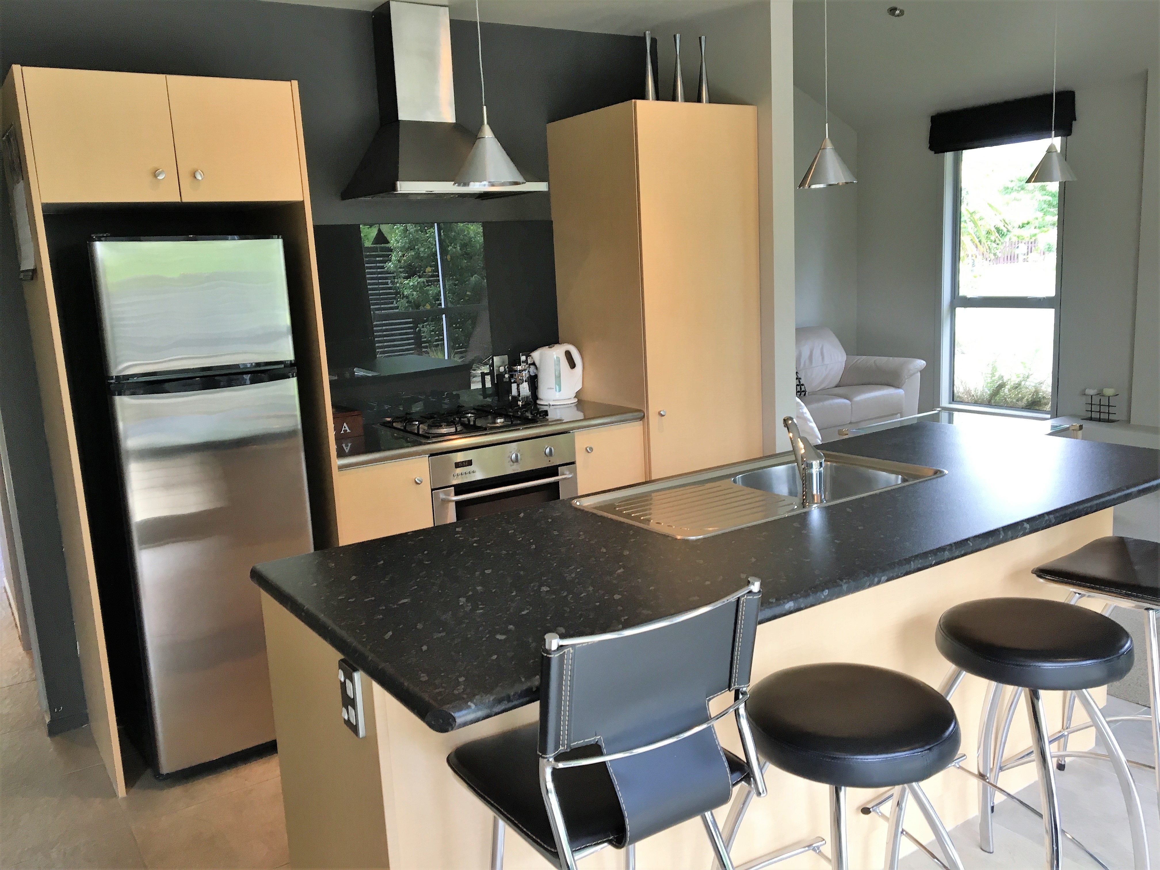 3 bedroom townhouse kitchen