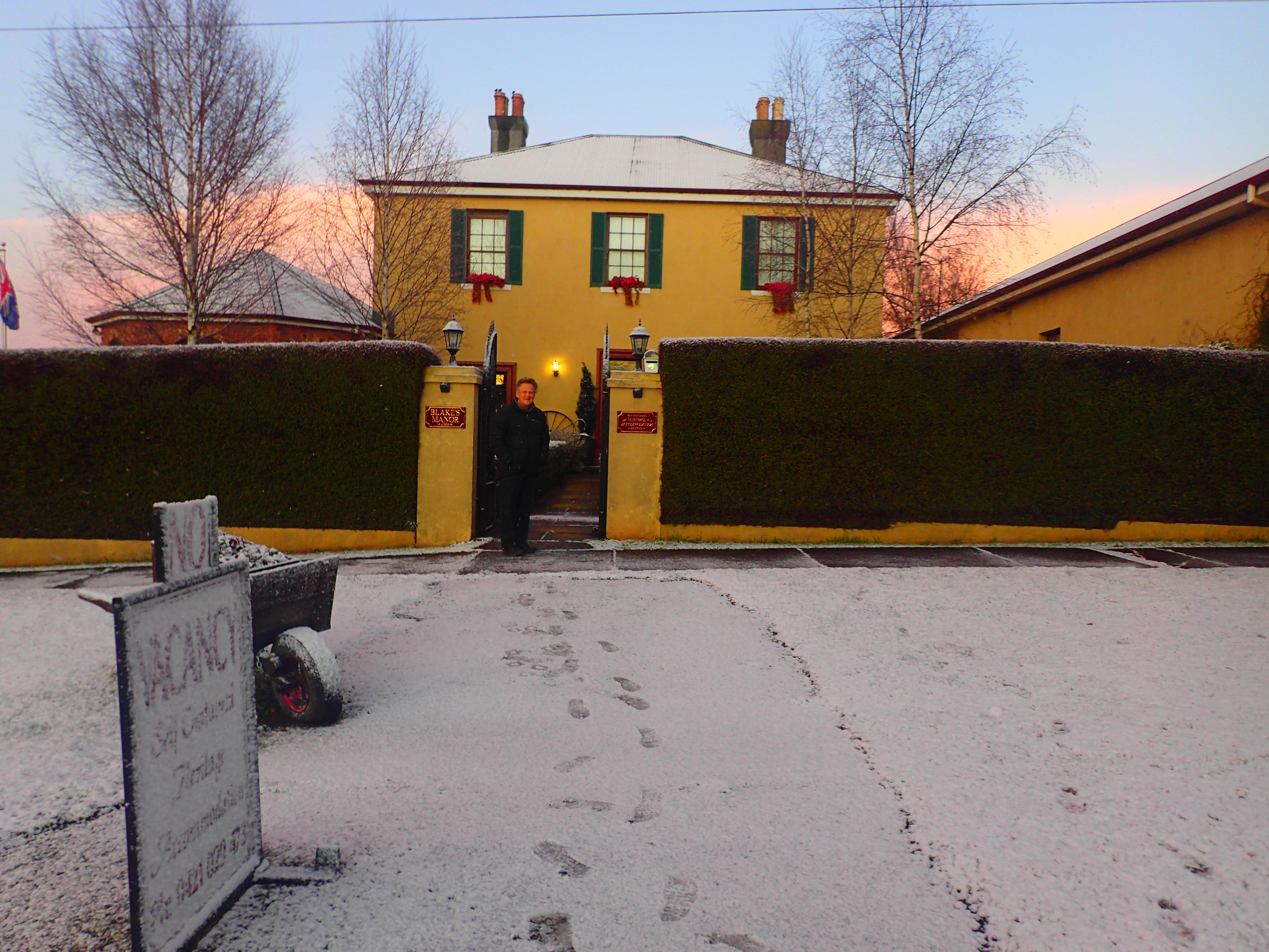 Blakes Manor Heritage Self-contained Accommodation, Tasmania in the snow. So romantic and beautiful.