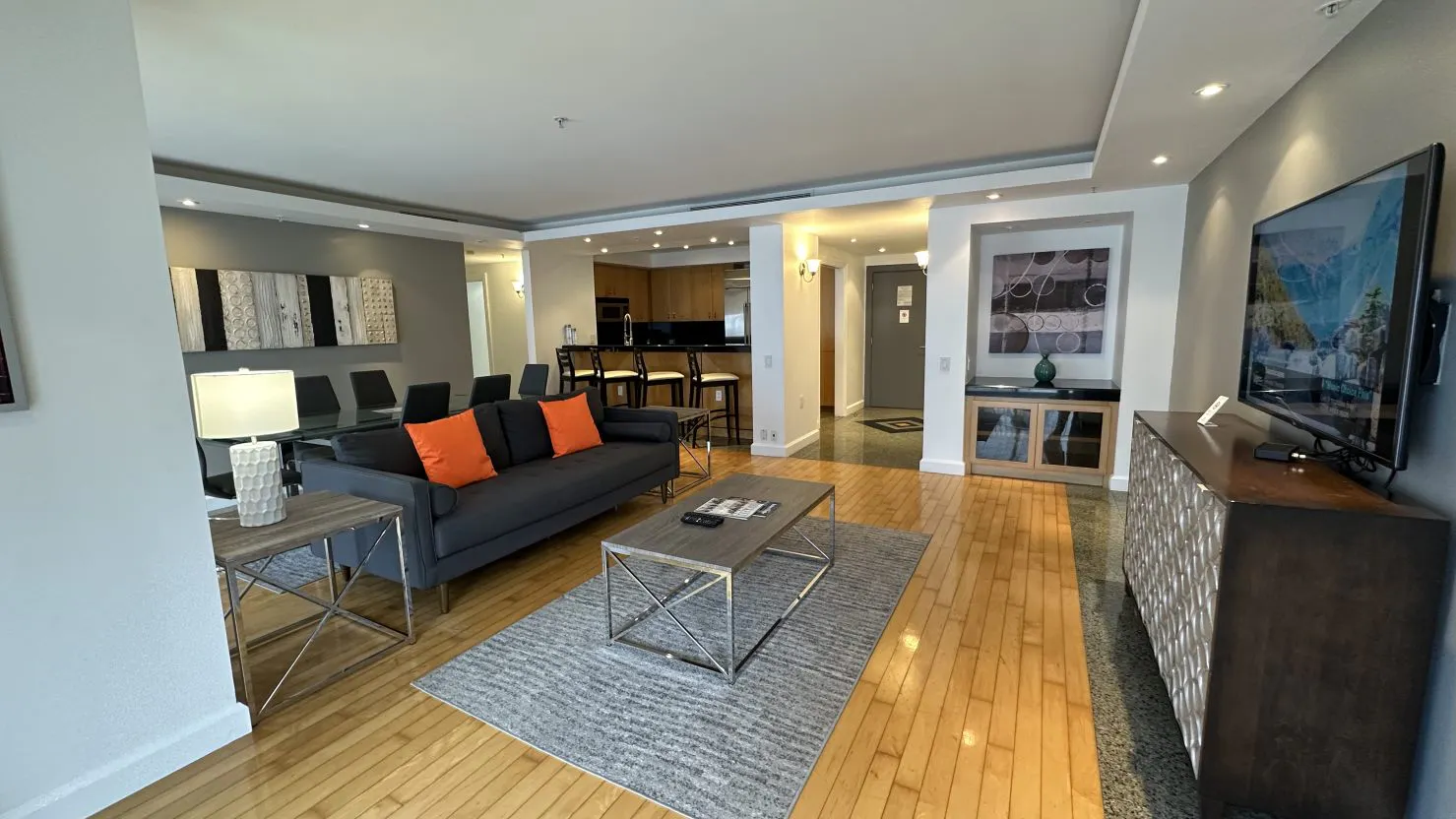 Penthouse Luxury Two Bedroom Suite