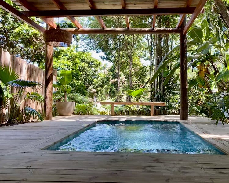 bungalo de lux with pool