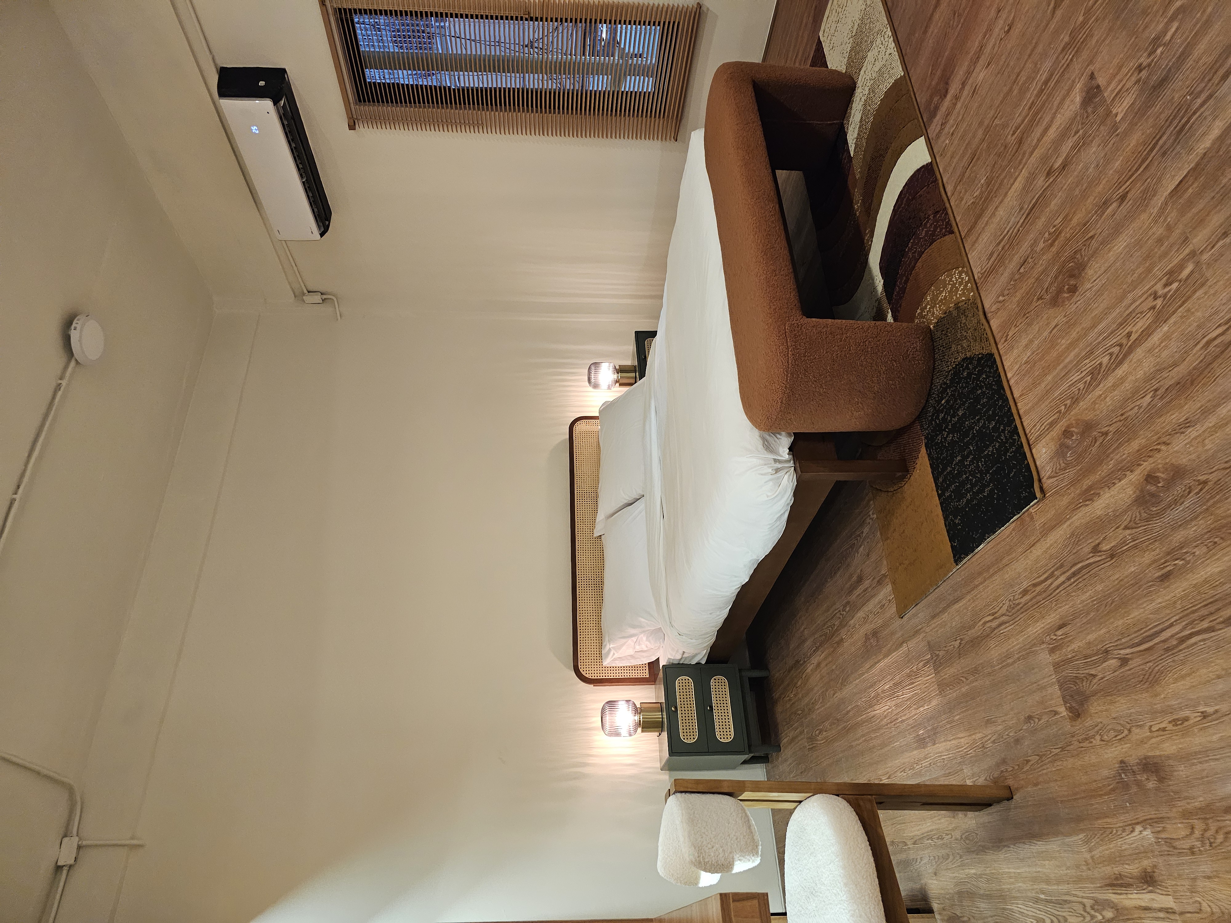 Yi room - Queen room