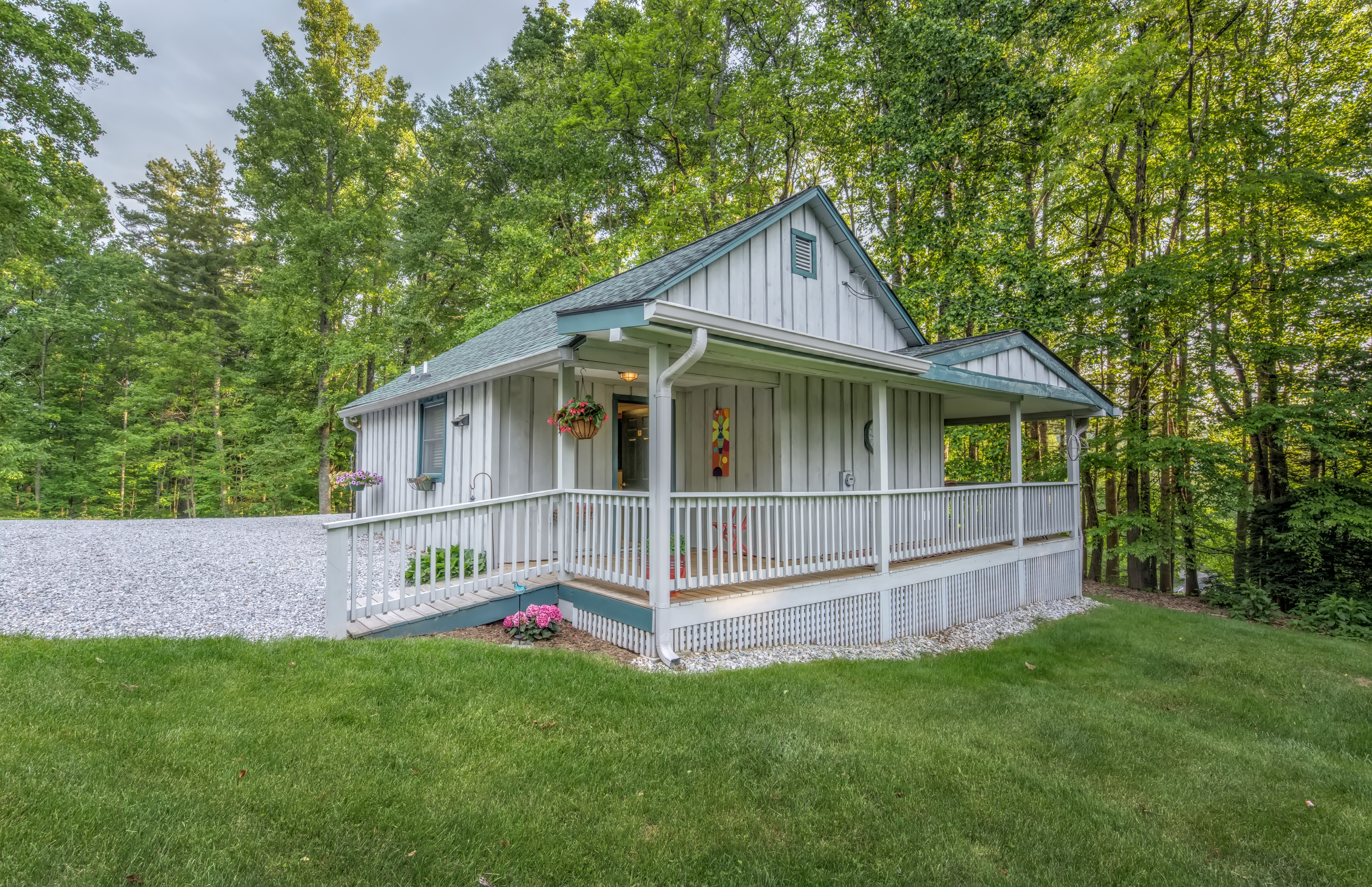 Cottage 2 Occupants Linville Falls Lodge Cottages