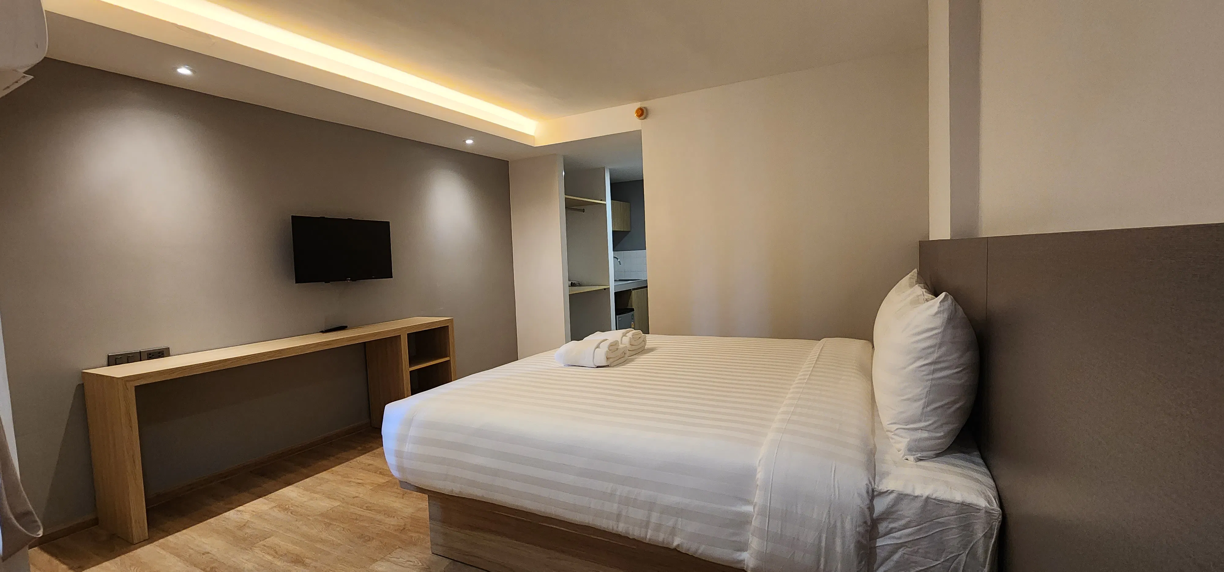 Prom Ratchada STANDARD TOWER 3 DOUBLE OR TWIN | Prom Ratchada Thailand Cultural ...