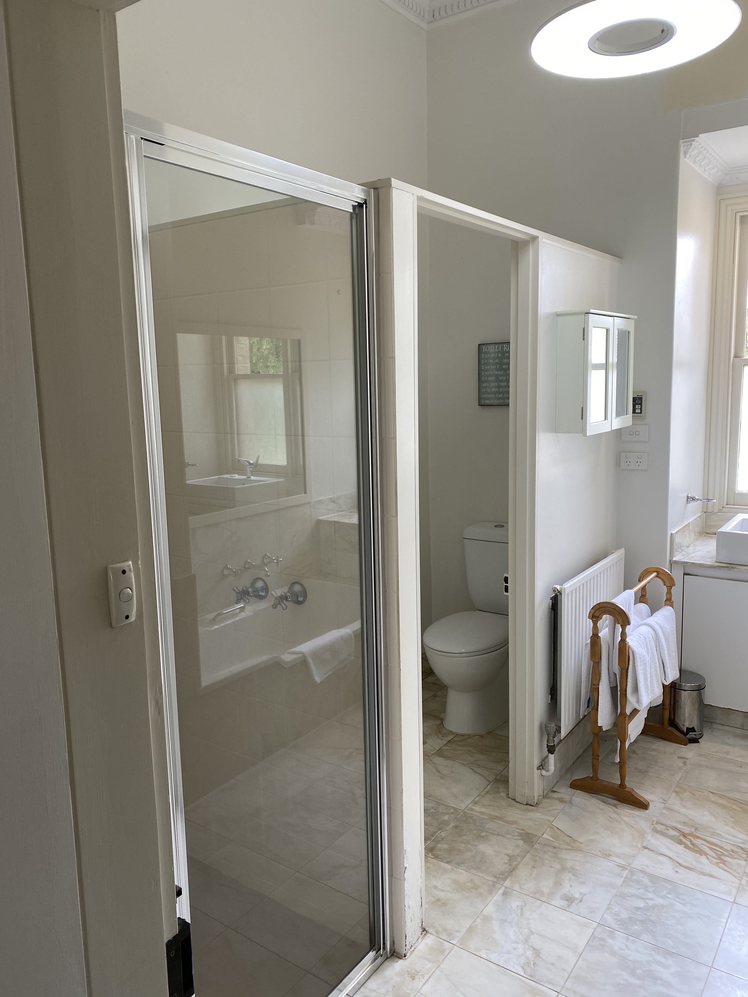 Homestead - bathroom