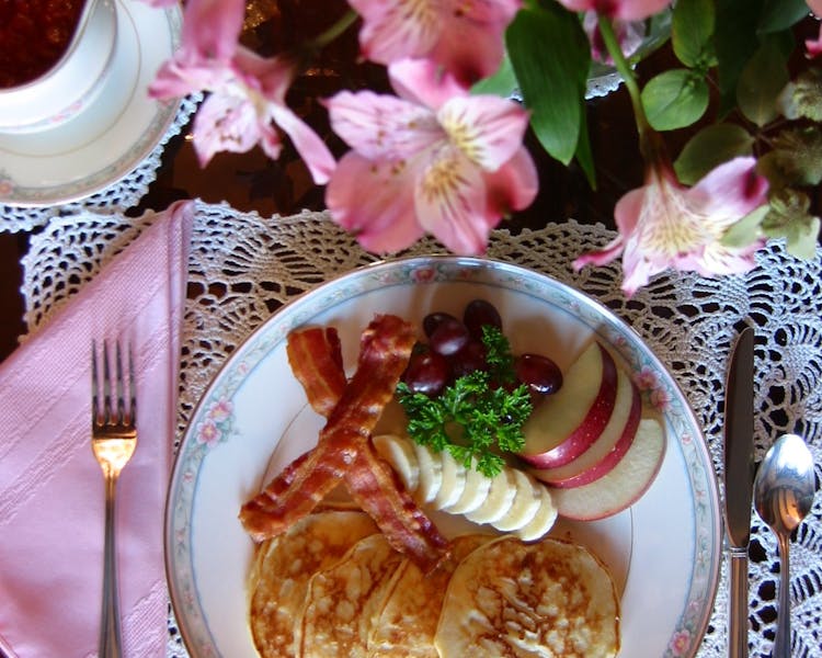 Photo of breakfast of ricotta pancakes.