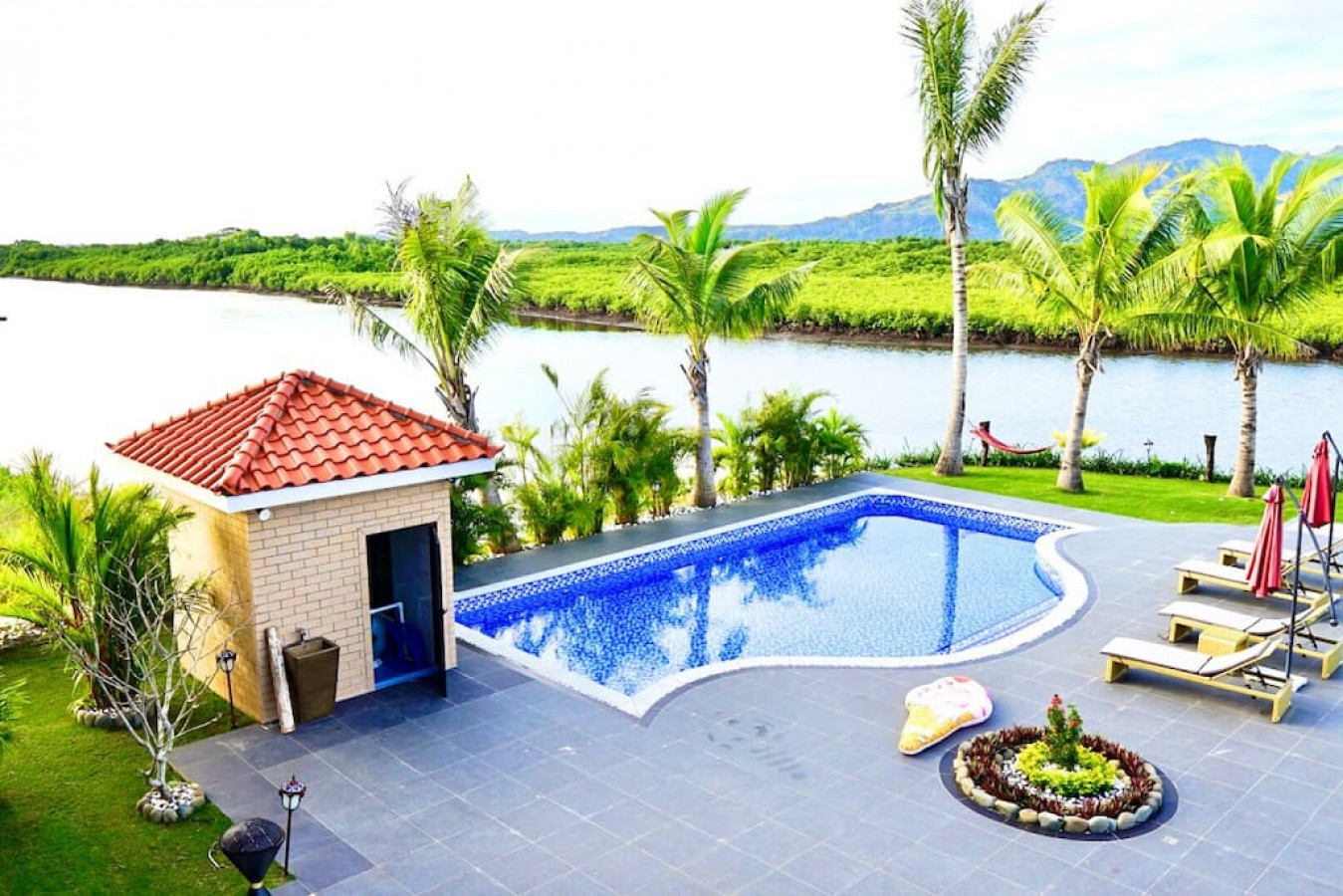 #PrivateVillaInFiji#FijiRetreats#LuxuryIslandLiving #PrivateVillaGetaways#TropicalHideaways#ExclusiveFijiEscapes#IslandLiving