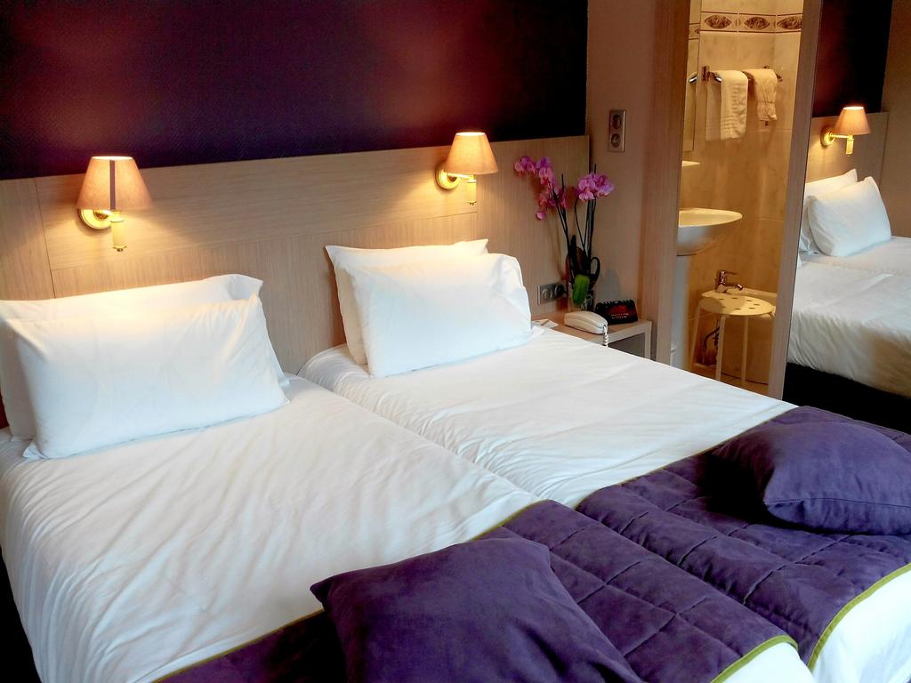 QUALITY HOTEL CHRISTINA LOURDES CHAMBRE TWIN
