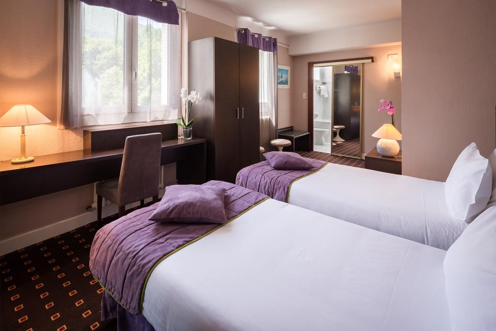 QUALITY HOTEL CHRISTINA LOURDES CHAMBRE TWIN SUPERIEURE