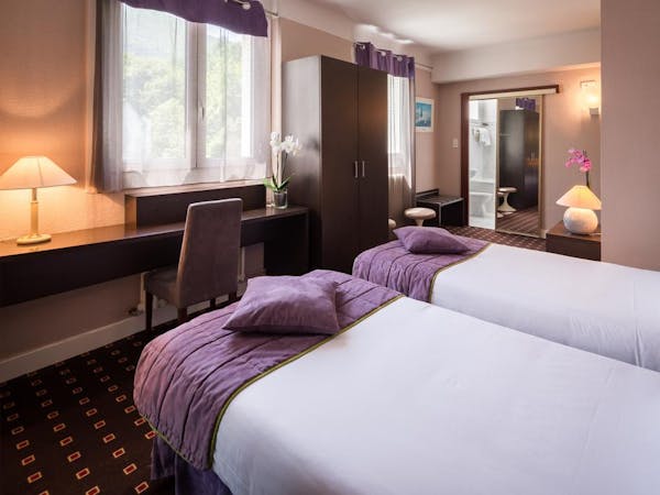 QUALITY HOTEL CHRISTINA LOURDES CHAMBRE TWIN SUPERIEURE