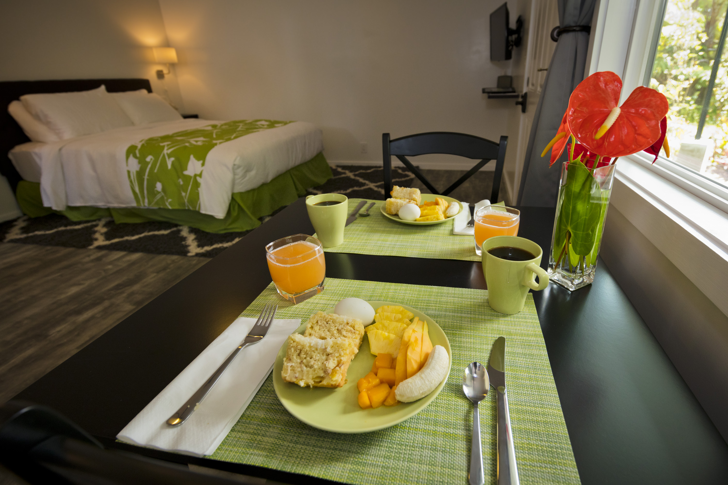 Tropical continental breakfast