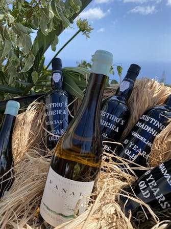 Fanal Wine. First organic table wine made in Madeira with 100% verdelho grapes from Quinta das VInhas.