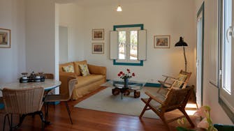 The spacious sitting room at Casa Rosa, one of the cottages at Quinta das Vinhas.