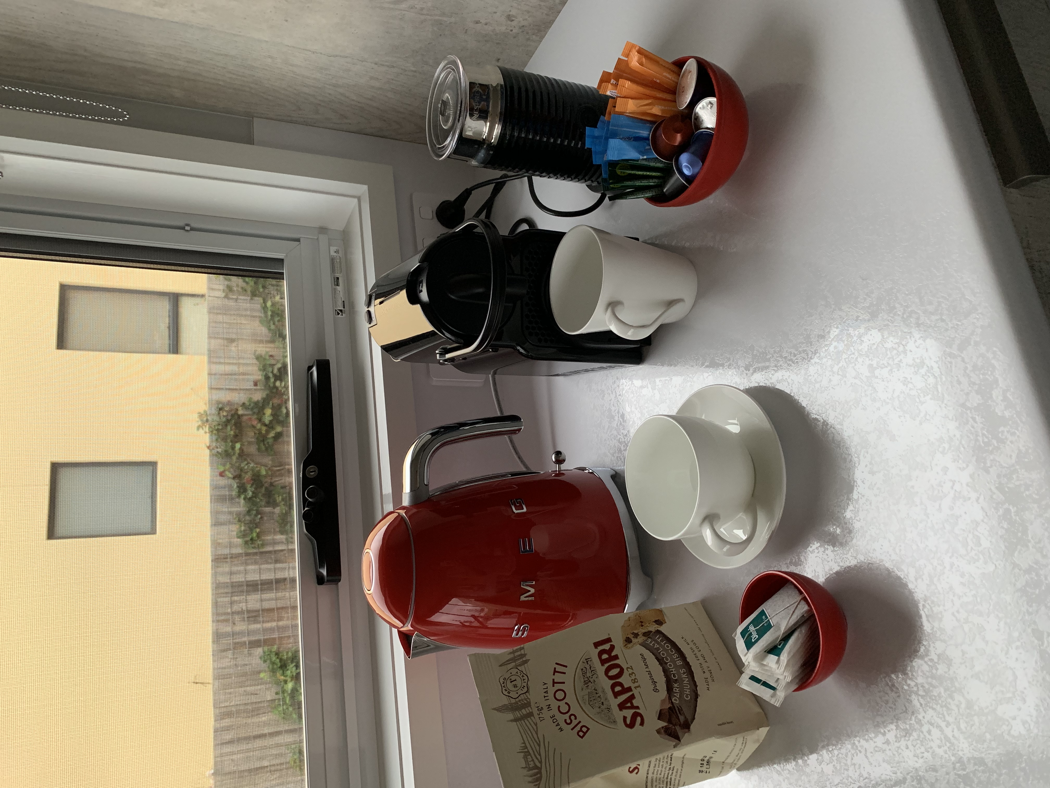 In-room tea & coffee facilities